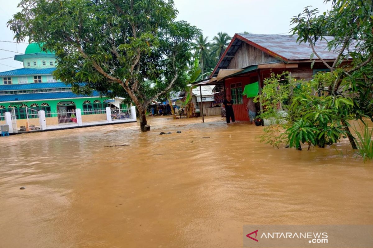 Banjir Hantakan turun hilirnya wilayah Batu Benawa dan Barabai waspada