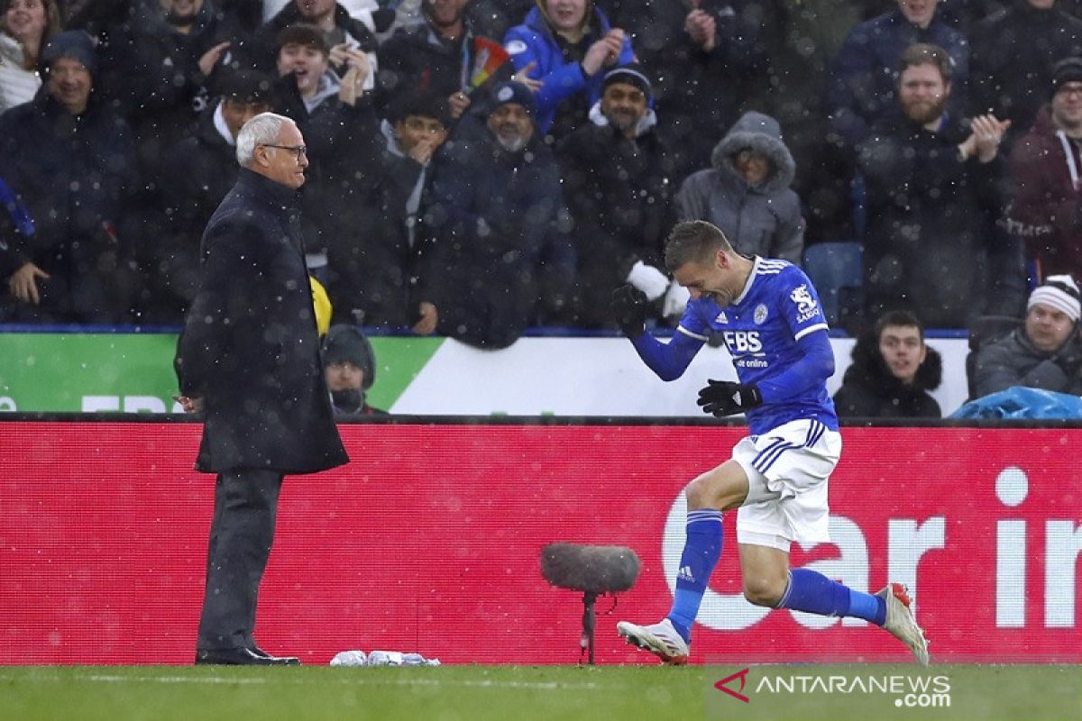 Liga Inggris - Vardy pimpin Leicester City atasi Watford 4-2, Everton tersungkur di Brentford