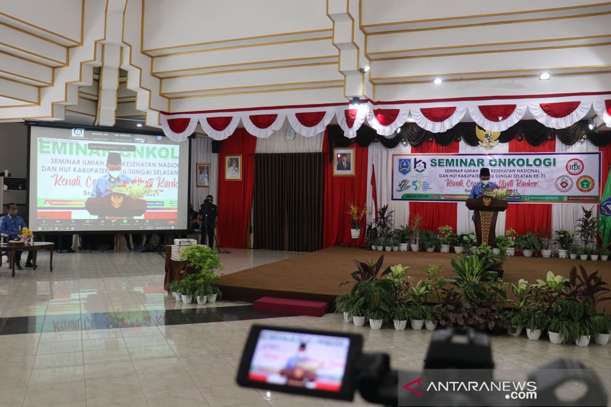 Sekda HSS hadiri seminar onkologi RSUD Brigjend H Hasan Basry