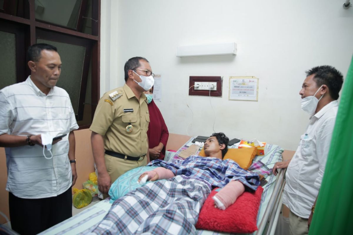 Wali Kota Makassar tanggung biaya pengobatan mahasiswa korban pertikaian