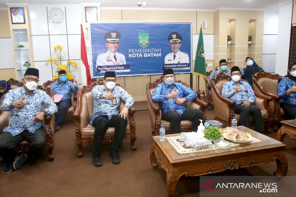 Pegawai Pemkot Batam diharapkan miliki AKHLAK