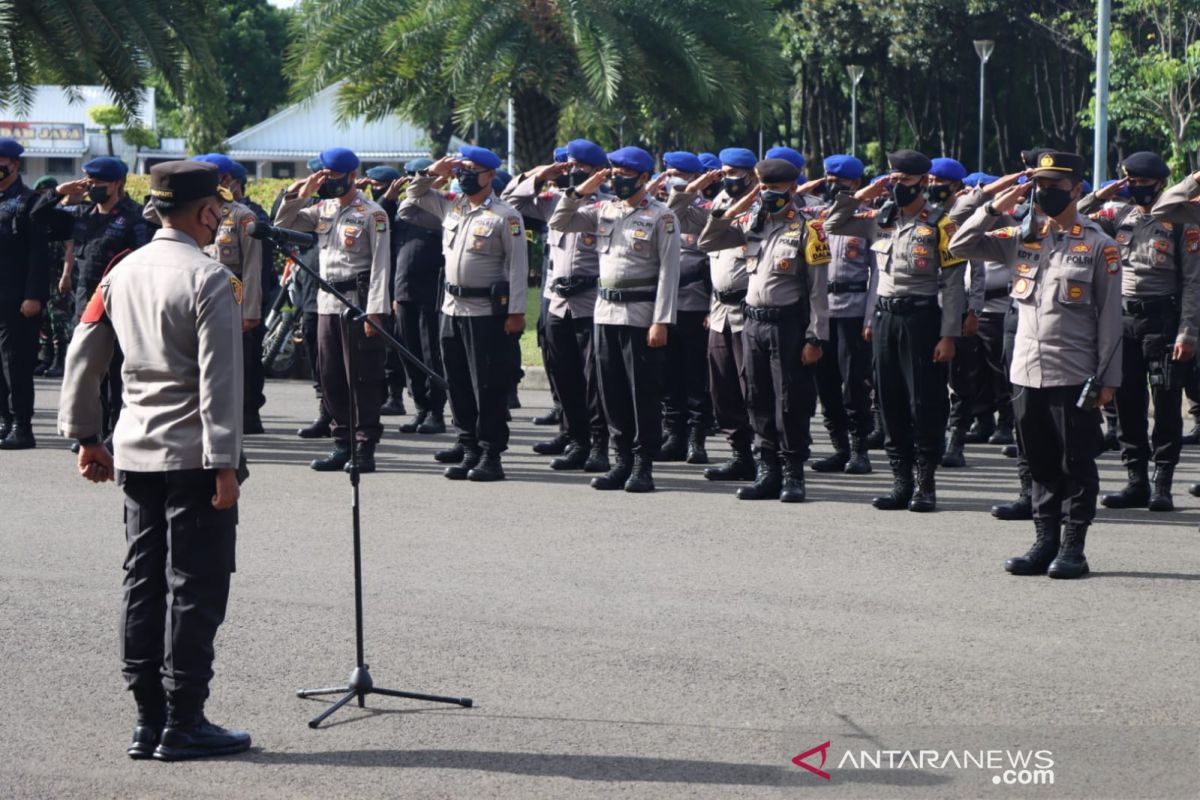 Aksi buruh, polisi rekayasa lalu lintas situasional di Balai Kota