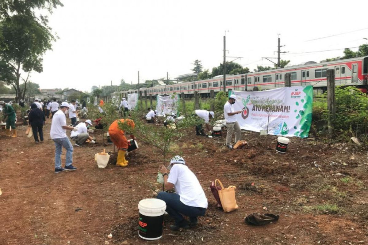 JIEP gandeng penyewa lakukan penghijauan di kawasan industri