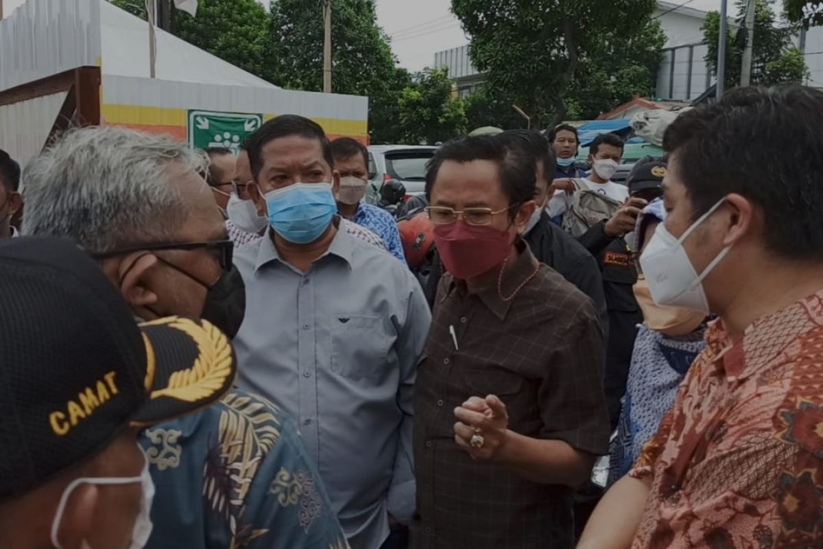 Sebabkan kemacetan, Pembangunan SPBU Shell di Simo Magersari Surabaya diminta dihentikan