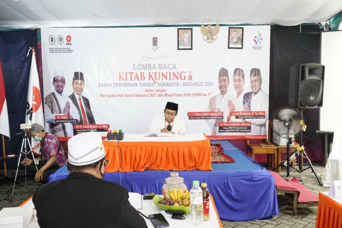 Lestarikan tradisi pesantren, PKS gelar lomba baca kitab kuning se-Surabaya Raya