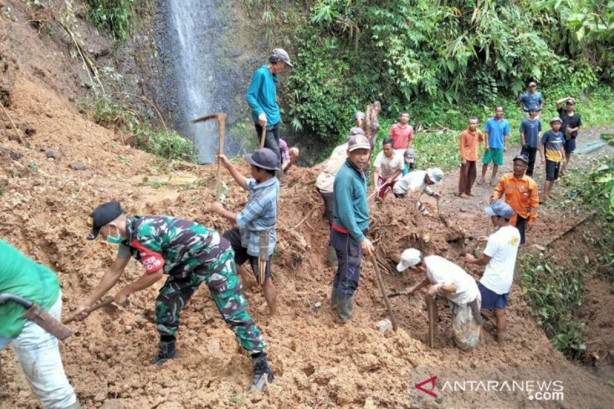 BPBD imbau warga di selatan Cianjur lebih meningkatkan kewaspadaan