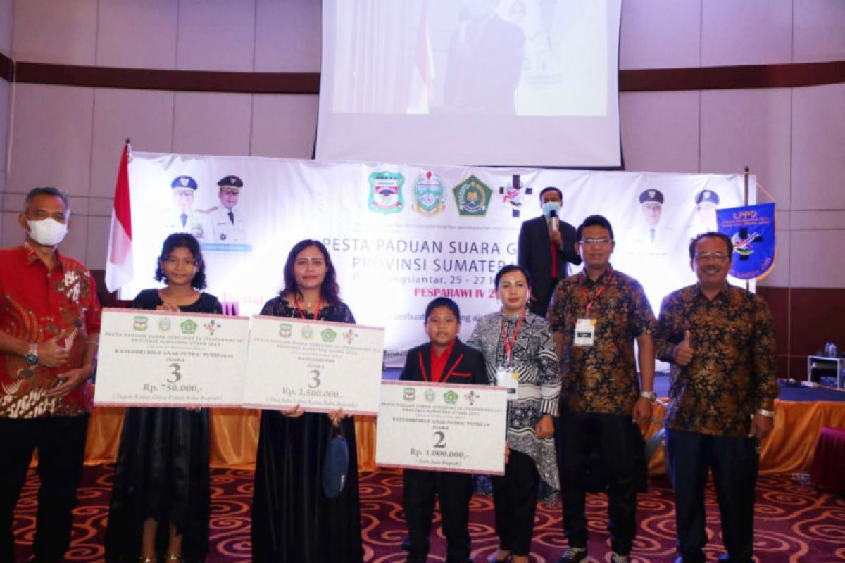 Kontingen Sibolga raih juara di tiga kategori pada Pesparawi Sumut 2021 di Pematangsiantar