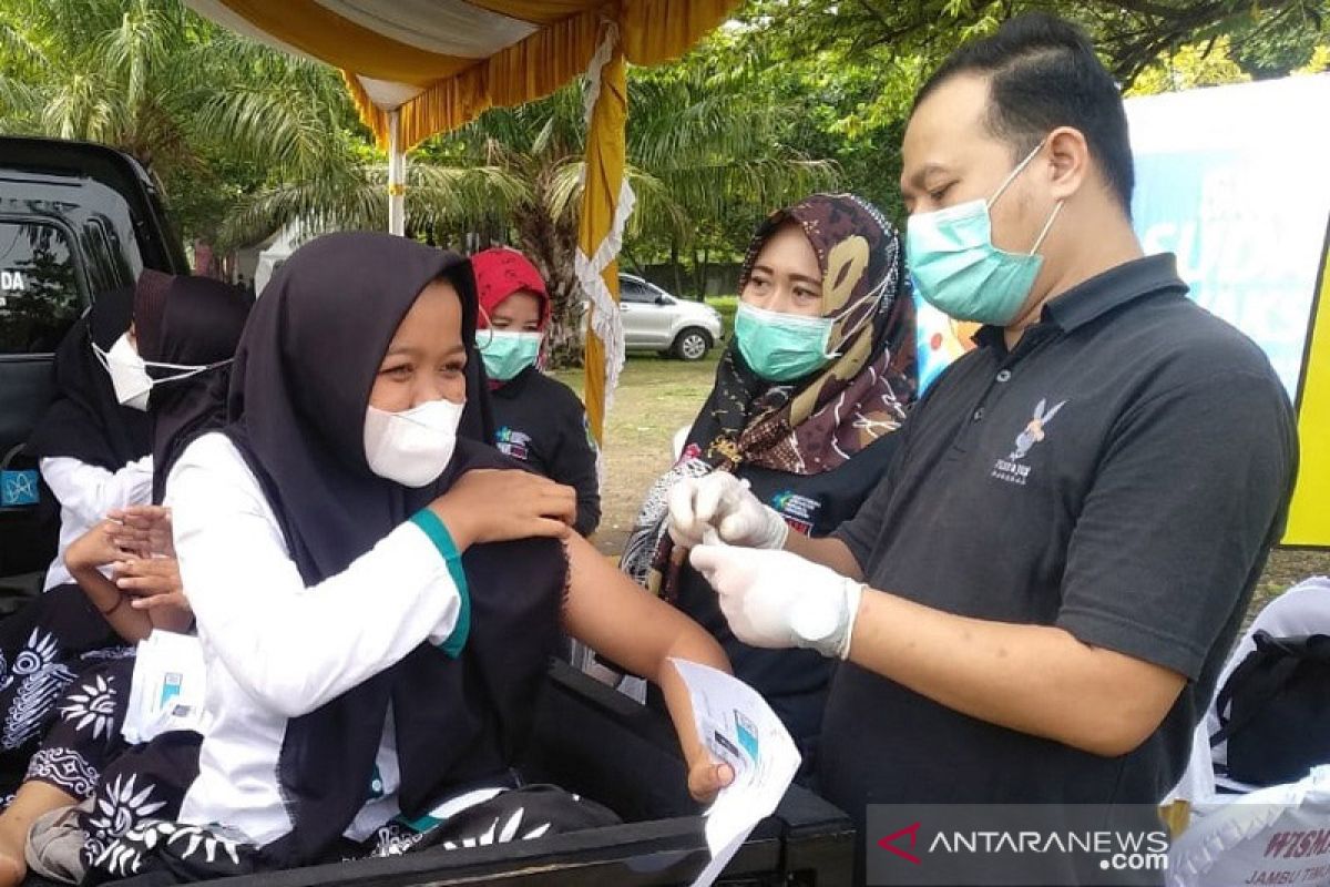 Kabupaten Jepara sediakan layanan vaksinasi COVID-19 "drive thru"