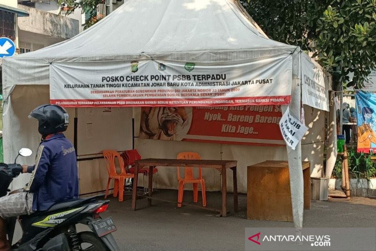 Satgas aktifkan check point awasi pergerakan saat Natal-Tahun Baru