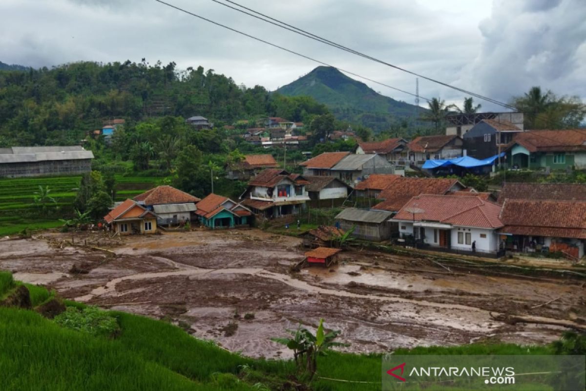 Pemkab Garut siapkan lumbung sosial untuk penanganan korban banjir