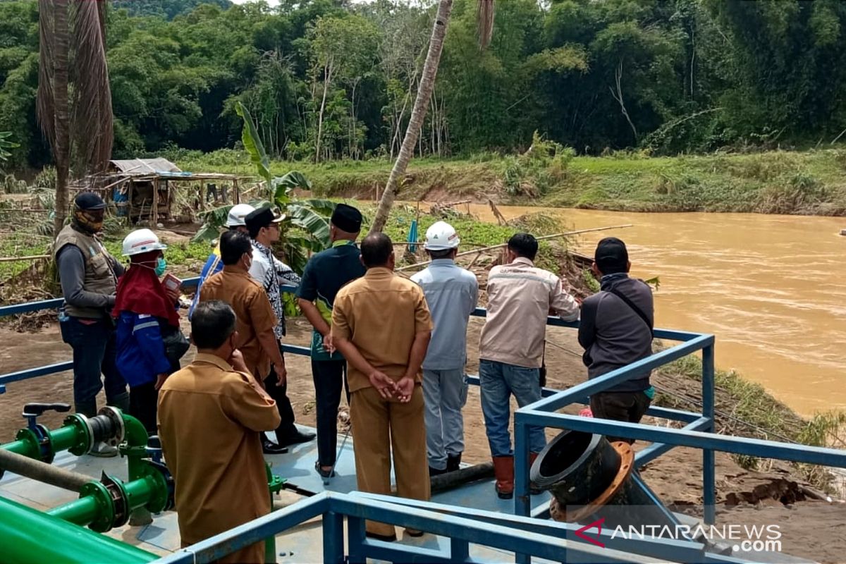 Kanal banjir di Desa Murung A ternyata sudah dangkal