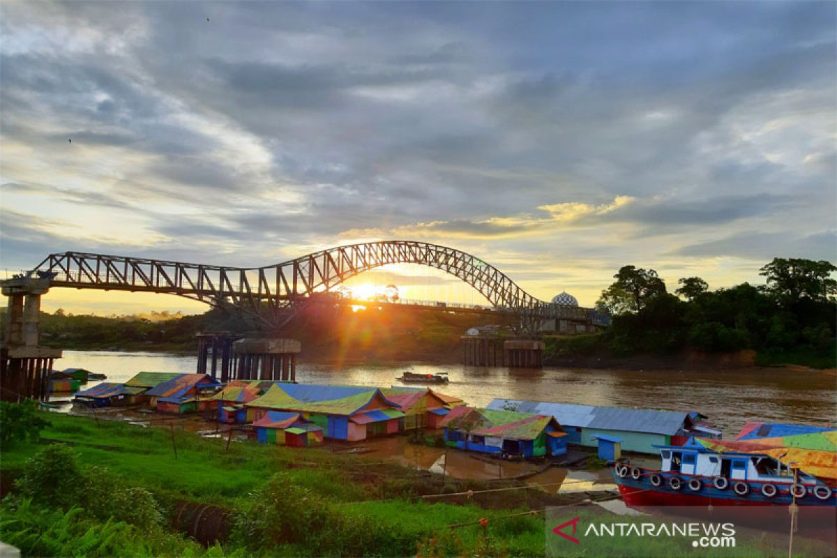 Jembatan Muara Teweh - Jingah  diresmikan dan nama jembatan diumumkan  2 Desember