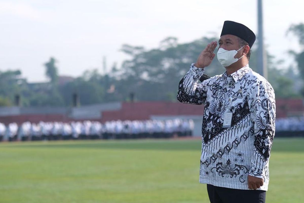 Wali Kota Magelang mendorong guru kembangkan keteladanan