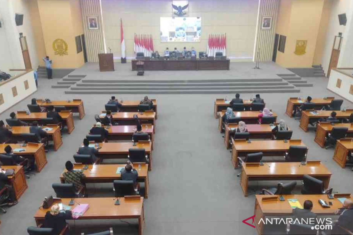 Kabupaten Bekasi alokasikan Rp100 miliar untuk penanganan COVID-19 pada APBD 2022