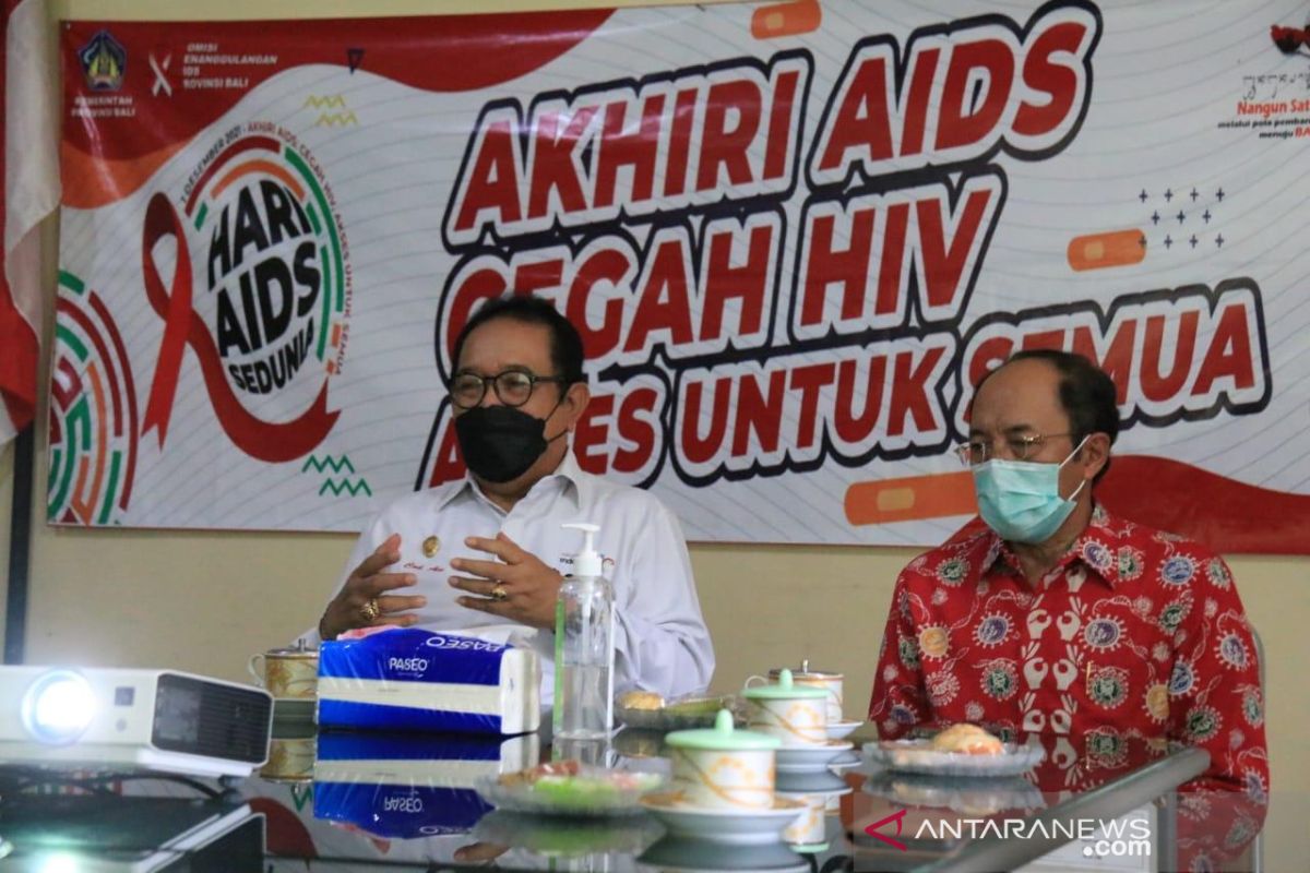 Wagub Bali ajak masyarakat perangi AIDS