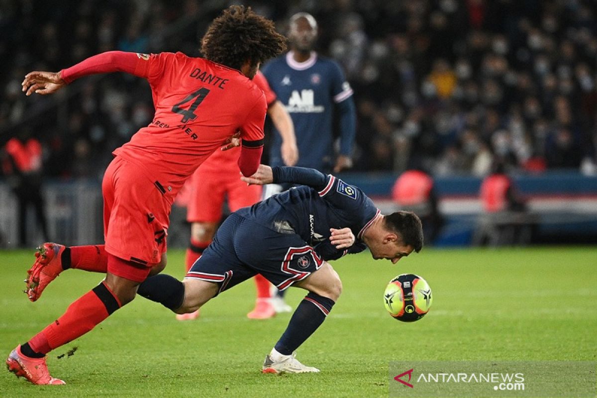 Liga Prancis - Ballon d'Or Messi tak cukup bantu PSG kalahkan OGC Nice