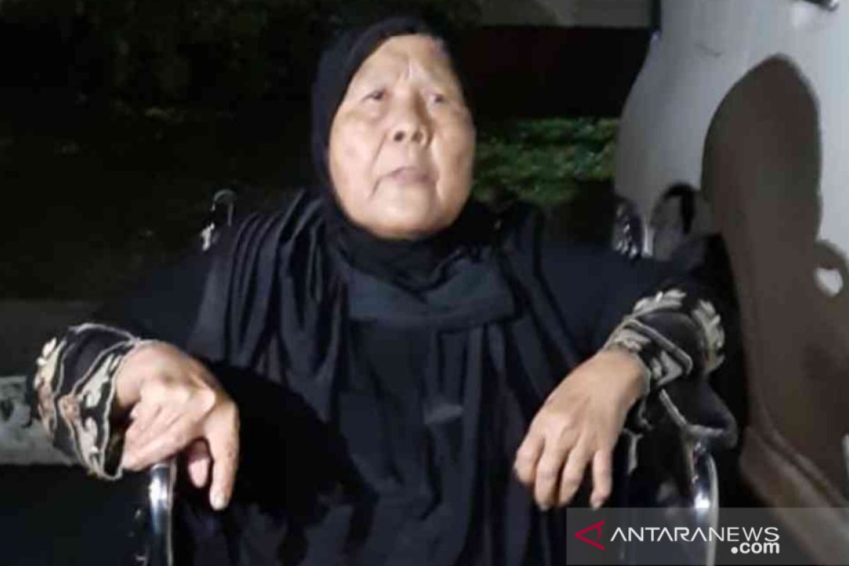 Ibu Rodiah dilaporkan anak kandungnya karena harta warisan