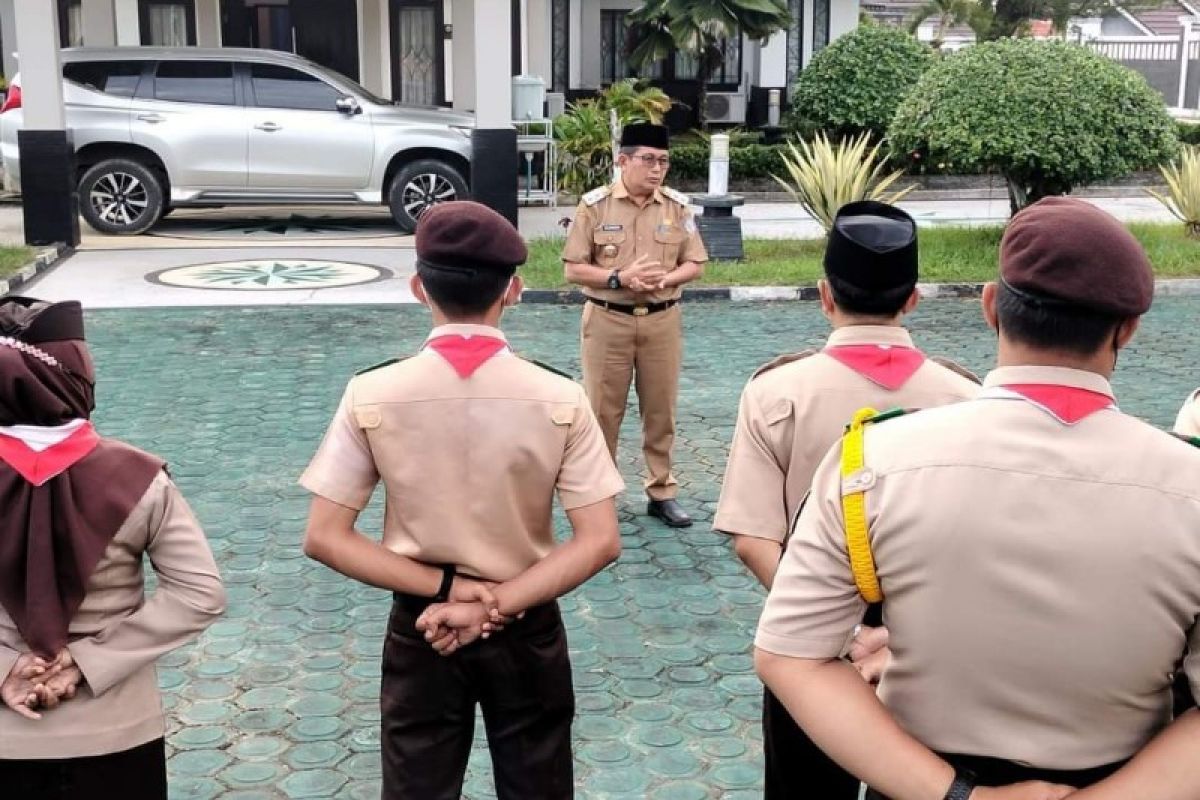 Wabup Murung Raya lepas kontingen ikuti Perkemahan Wirakarya Nasional di Jambi