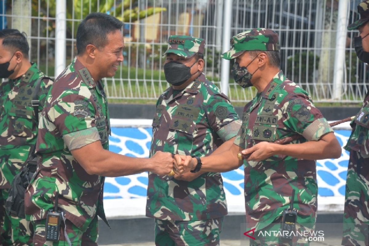 Pangdam XVII/Cenderawasih dampingi kunker Panglima TNI di Jayapura