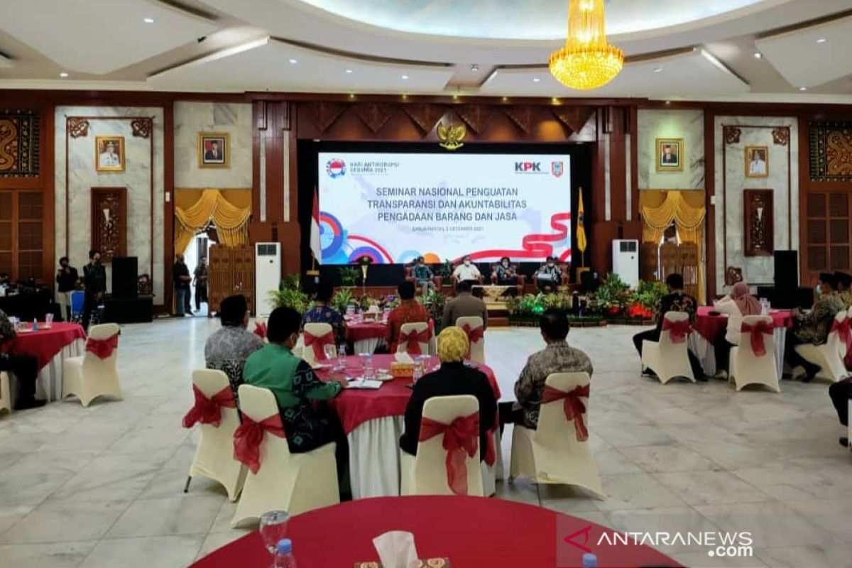 Bupati ikuti seminar nasional pengadaan barang dan jasa