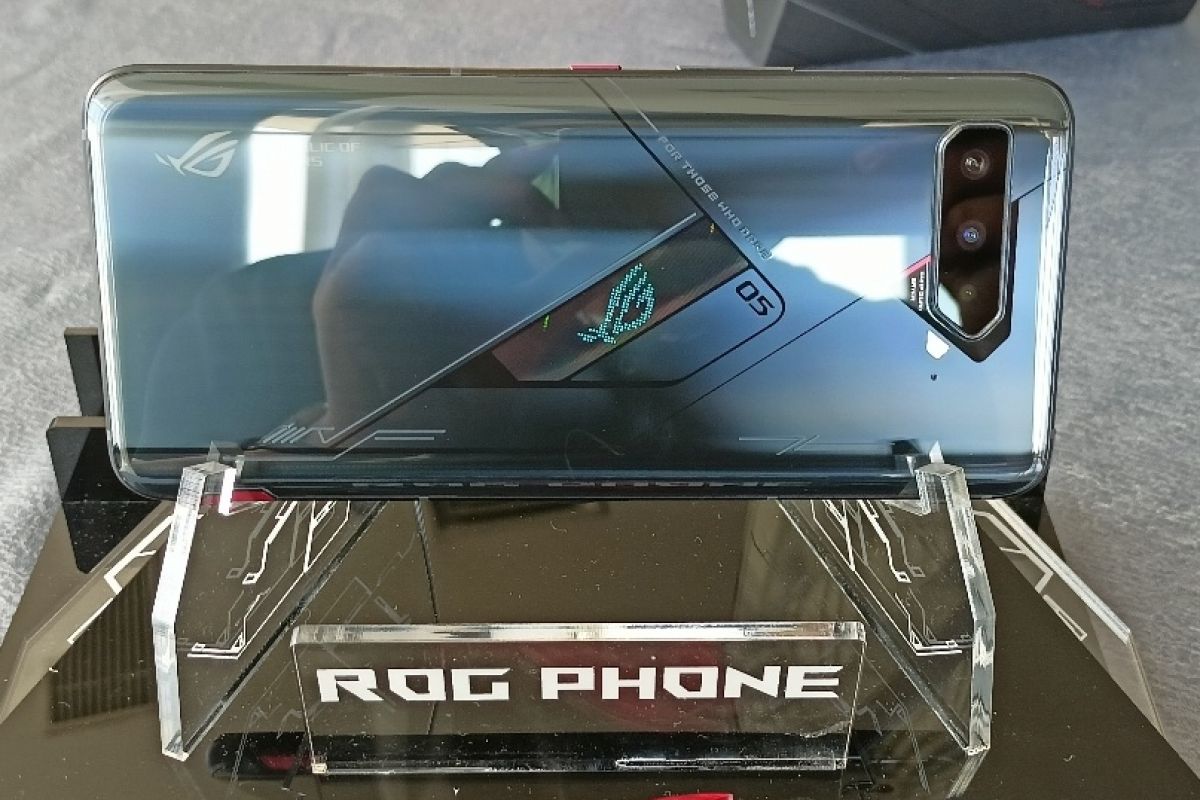 Seri ASUS ROG Phone 5s  dijual mulai Rp9 jutaan