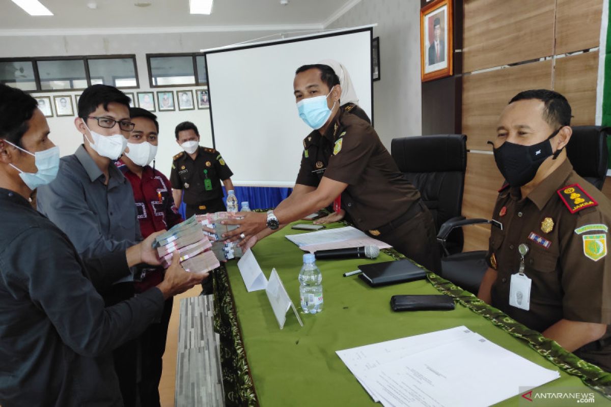 Kasus PDAM HST sudah inkrah, Jaksa kembalikan uang titipan para terpidana