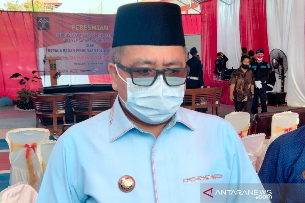 Bupati Aceh Barat ingatkan warganya waspadai lonjakan COVID-19