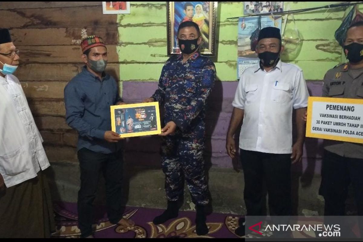 Warga Sabang dapat hadiah umrah usai ikut vaksinasi Polda Aceh