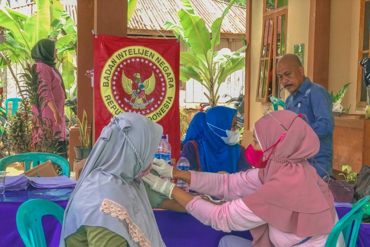 Pemkab Gorontalo Utara lakukan vaksinasi COVID-19 serentak di puskesmas