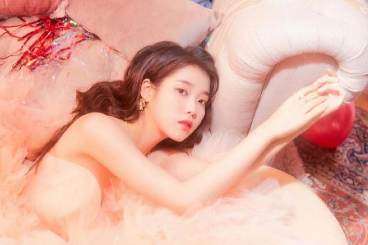 IU "Killing Voice Live" sukses jadi video terpopuler di Korea Selatan