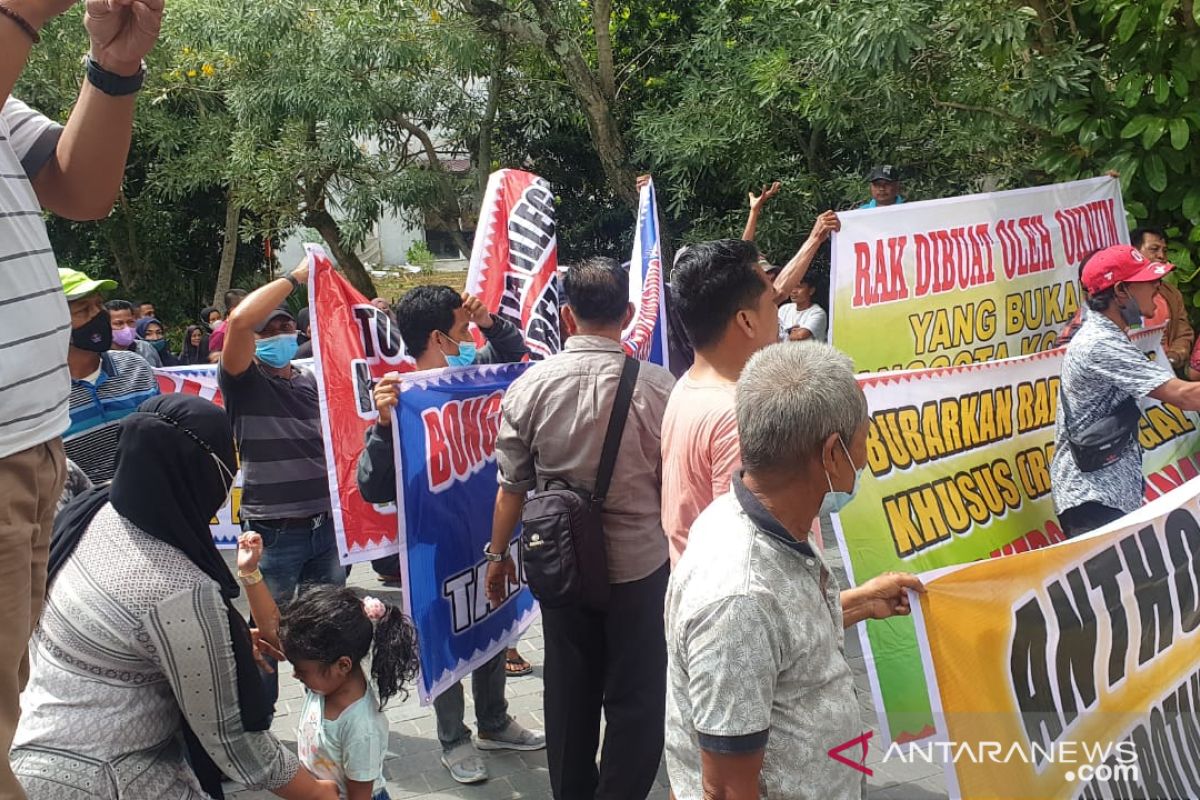 Didemo petani, Rapat Kopsa-M di Pekanbaru dibubarkan polisi