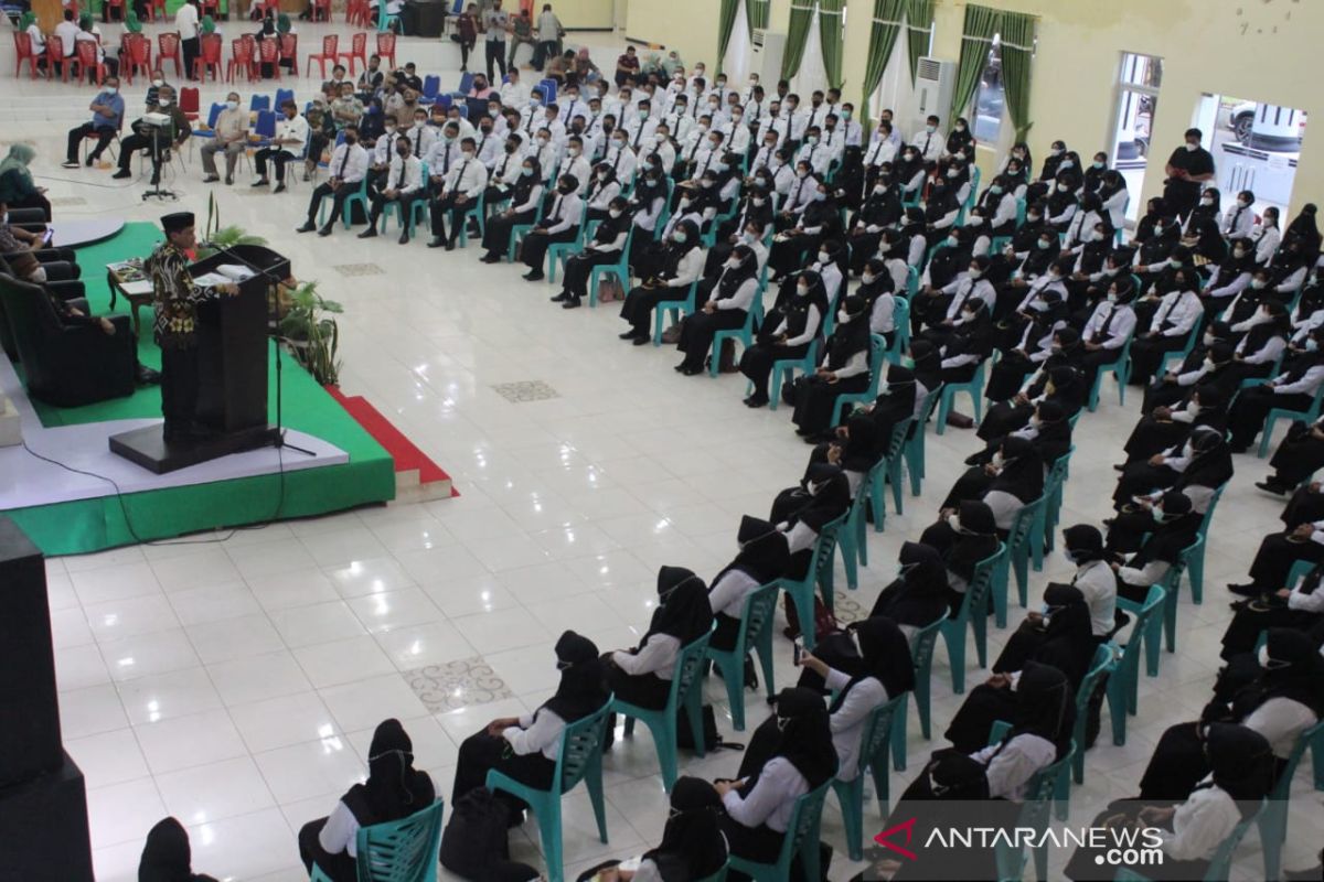 Bupati Gorontalo minta CPNS tingkatkan pelayanan masyarakat