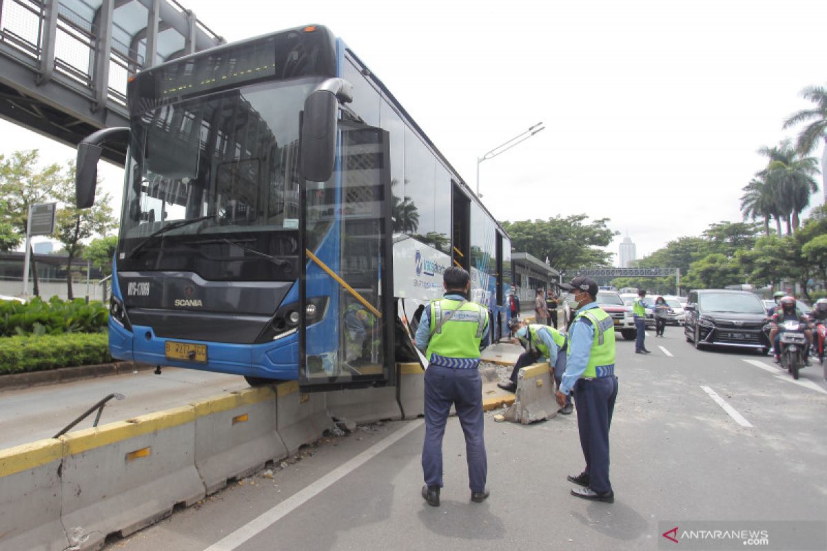 Dishub evaluasi jam istirahat pengemudi TransJakarta