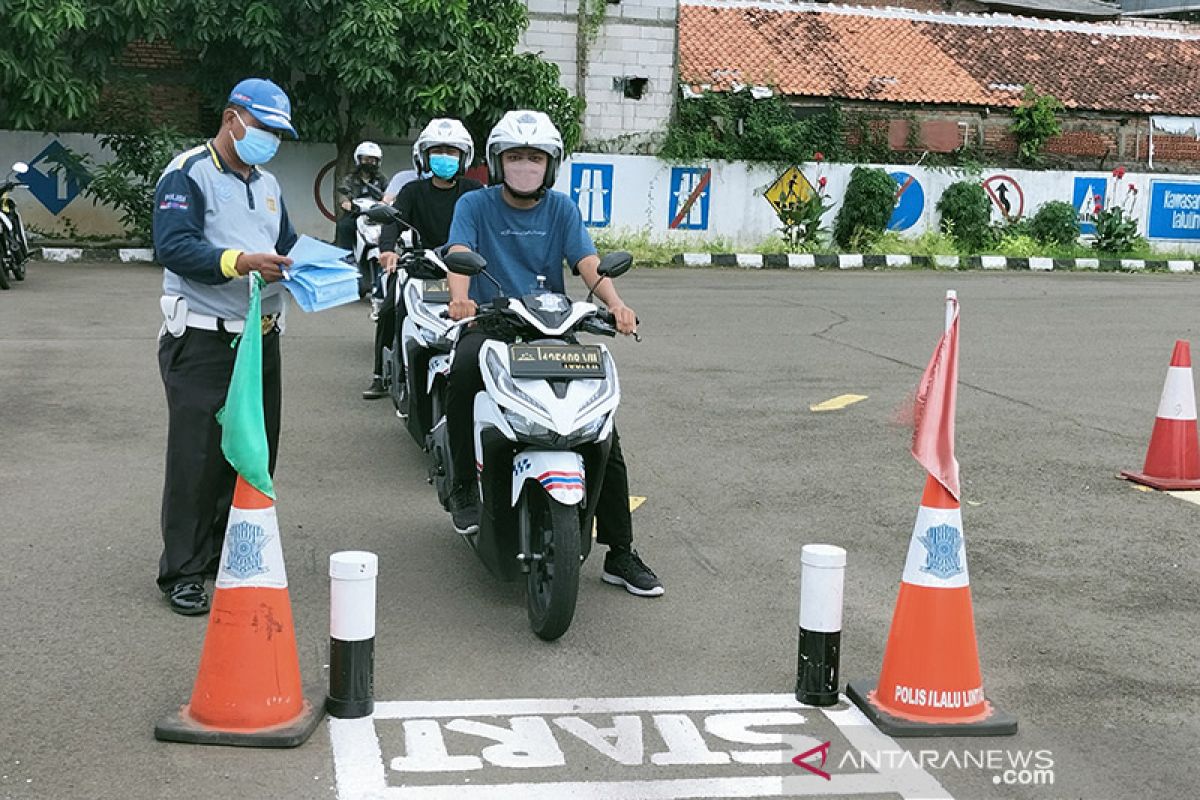 Selasa, SIM Keliling tersedia di lima lokasi Jakarta