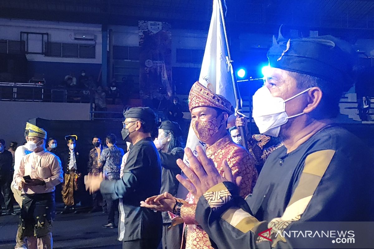 Bima Arya ikut berjoget pada penutupan Karnaval Budaya Kongres JKPI