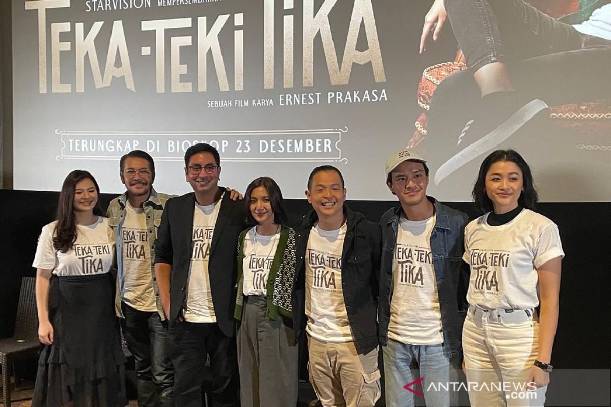 Ernest Prakasa menjajal hal baru dalam film 