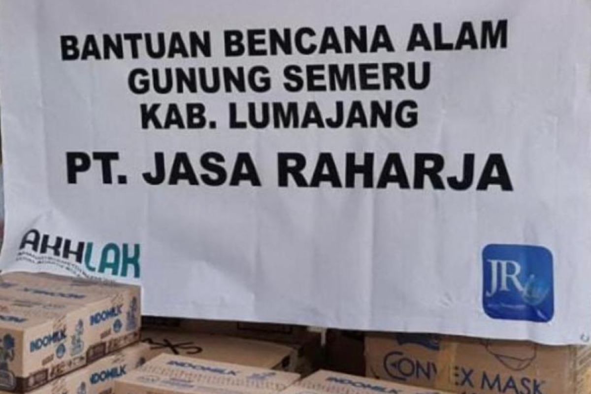 Jasa Raharja beri bantuan logistik kepada warga terdampak Semeru