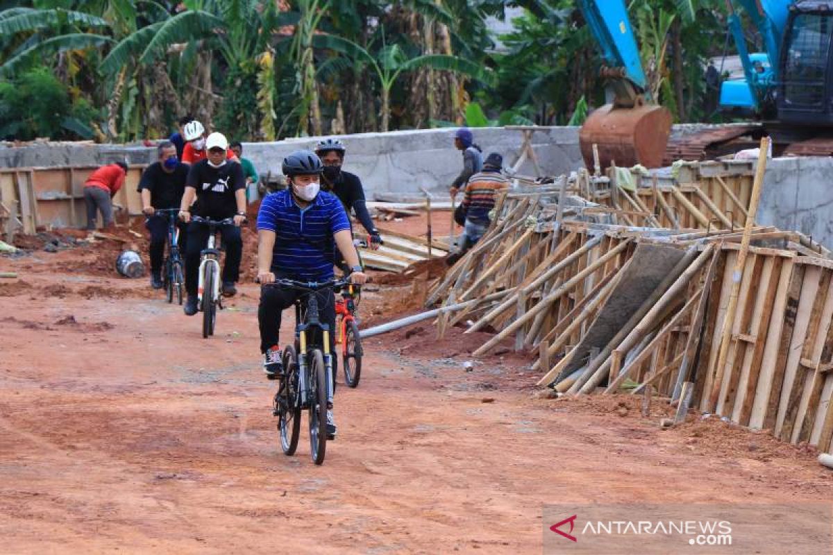 Atasi benjir, Pemkot Tangerang targetkan pembangunan turap Kali Ledug selesai 2021