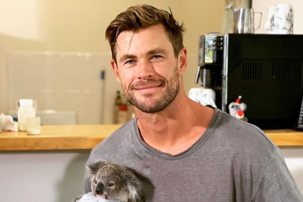 Chris Hemsworth bagikan foto jadul akting pertamanya