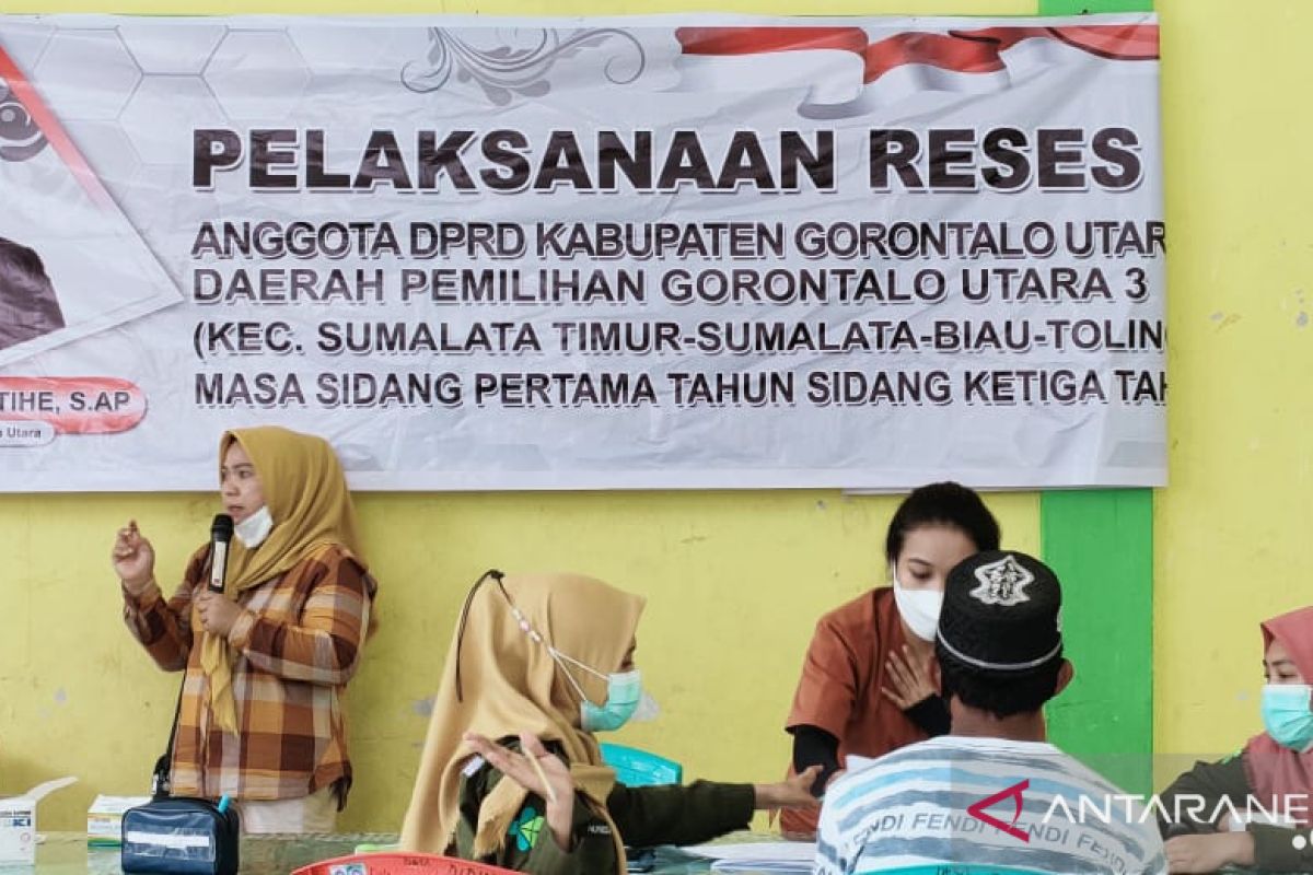 Reses anggota DPRD Gorontalo Utara disertai pemberian vaksin COVID-19