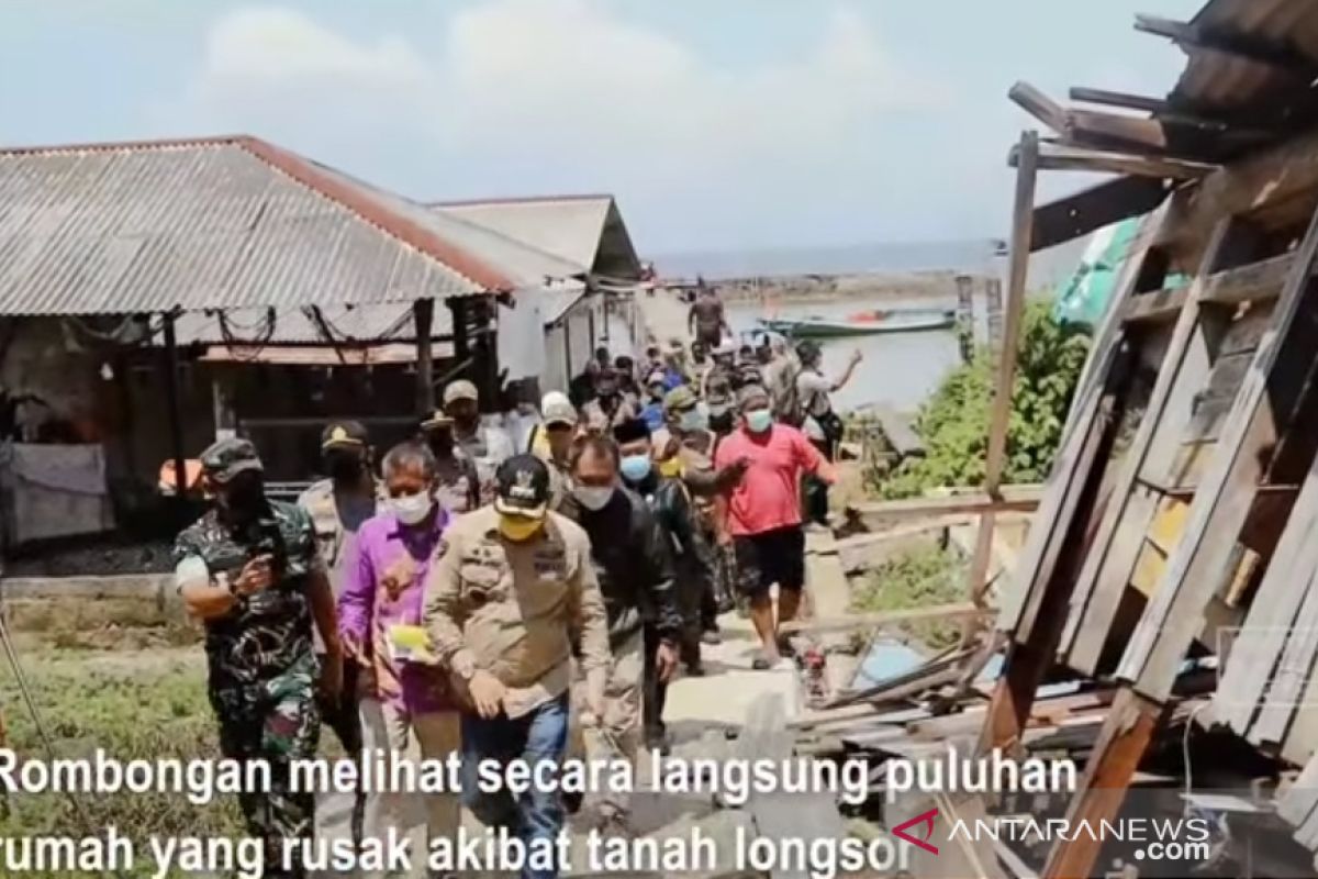 Kemensos dorong percepatan rekonstruksi bencana longsor  Pulau Sembilan