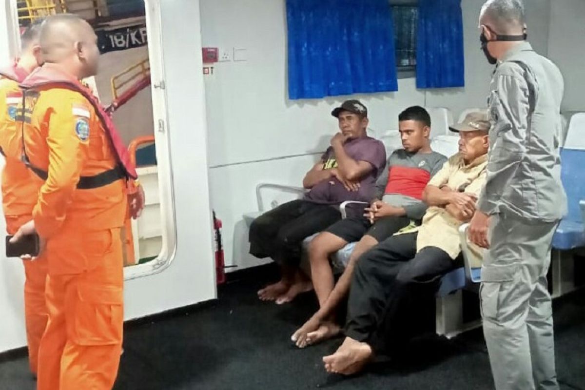 Tim SAR gabungan selamatkan dua warga di perairan Malra, begini kronologinya