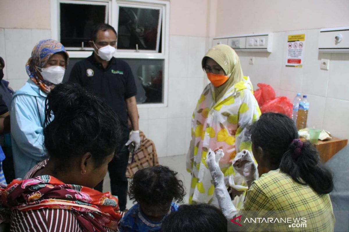 10 warga masih terjebak letusan Gunung Semeru