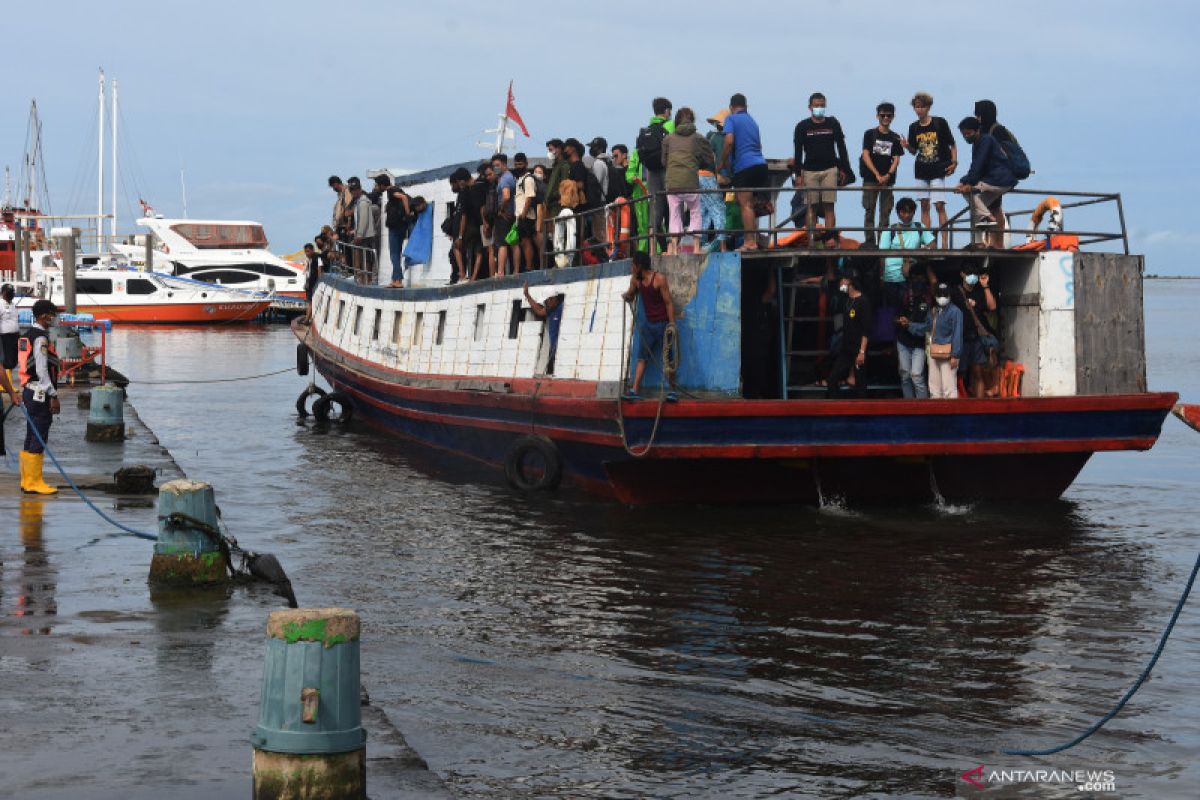 Jakarta allows passenger ships to operate at full capacity