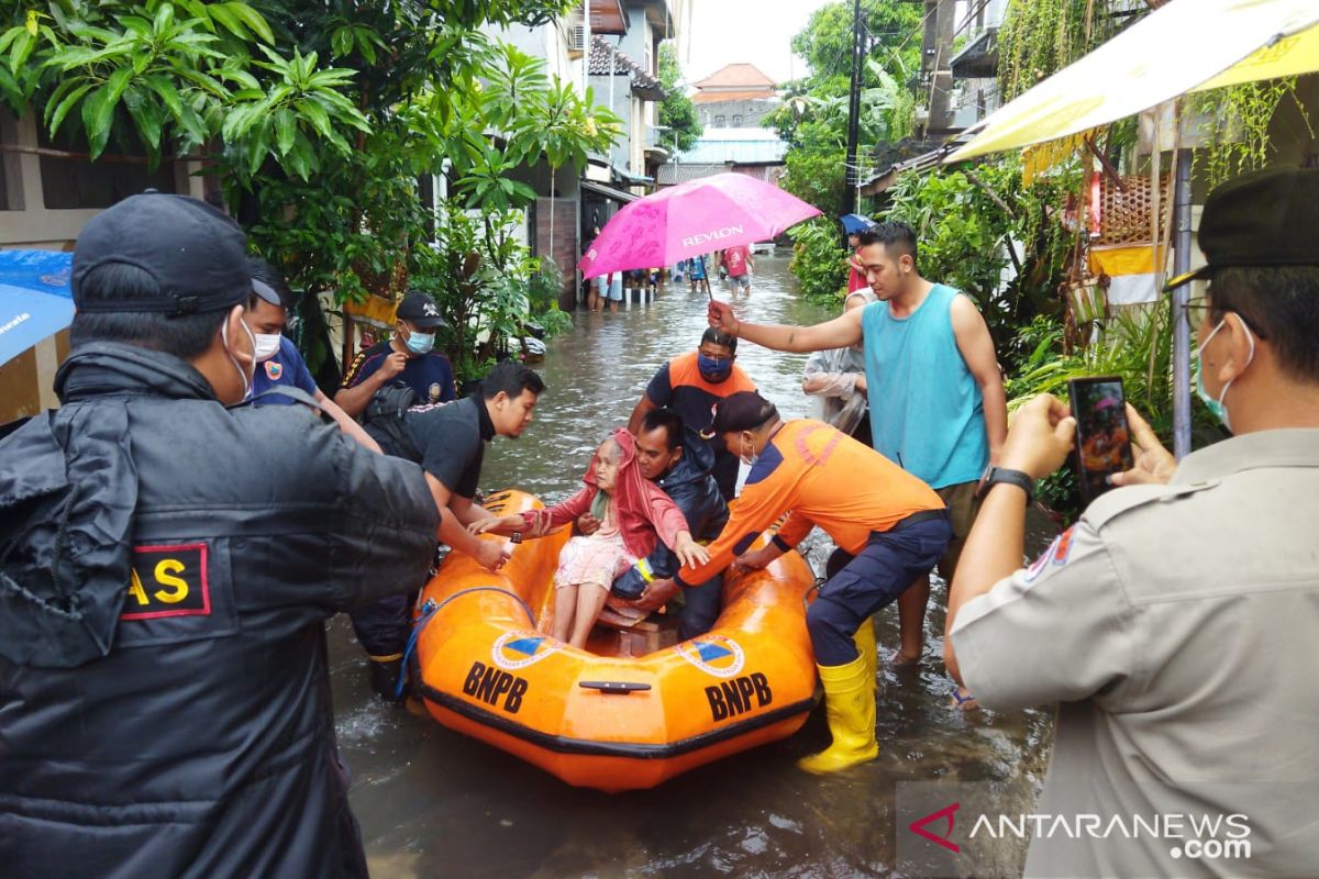 Tim gabungan Denpasar bersiaga untuk hadapi banjir