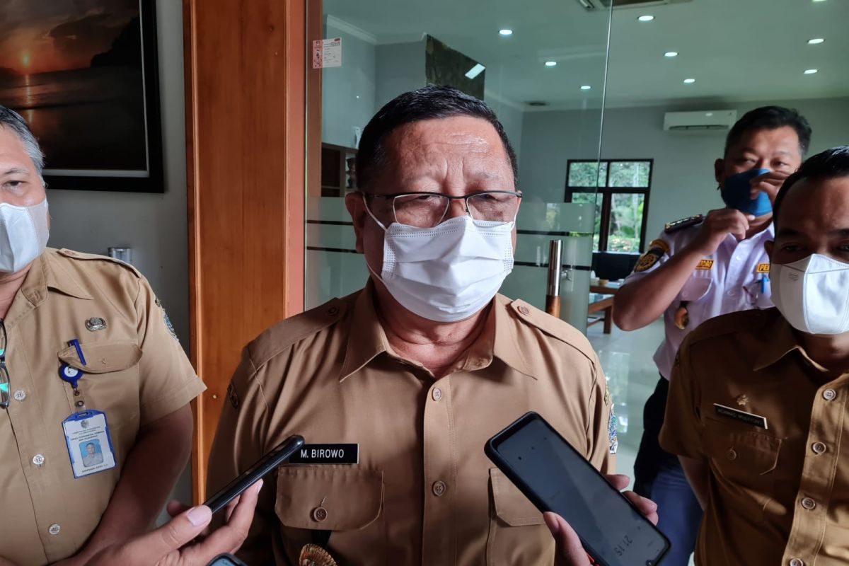 Bupati Tulungagung minta enam ASN penerima bansos wajib mengembalikan