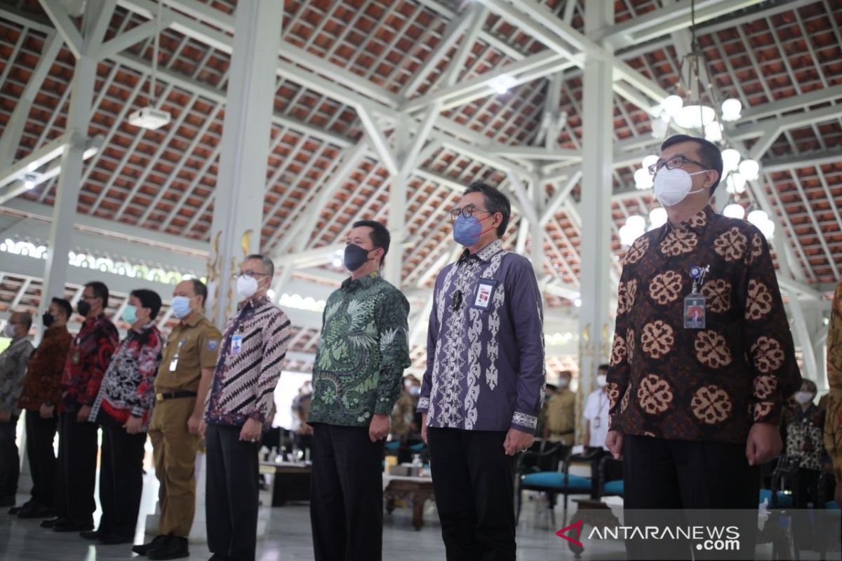 Pemkot Bandung percepat pembangunan dengan bentuk TPAKD dan TP2DD