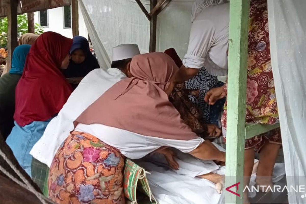 Empat warga Lombok Barat meninggal akibat banjir bandang, di antaranya bayi enam bulan