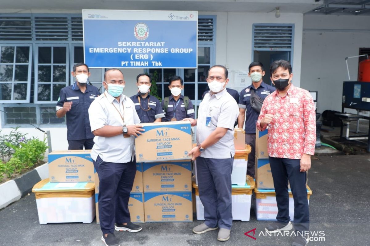 PT Timah salurkan masker dan obat bantu korban erupsi Gunung Semeru