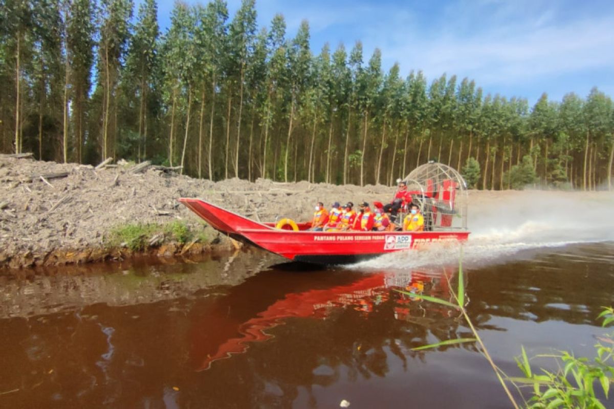 Manggala Agni KLHK jajal perahu mesin "airboat" untuk penanganan karhutla